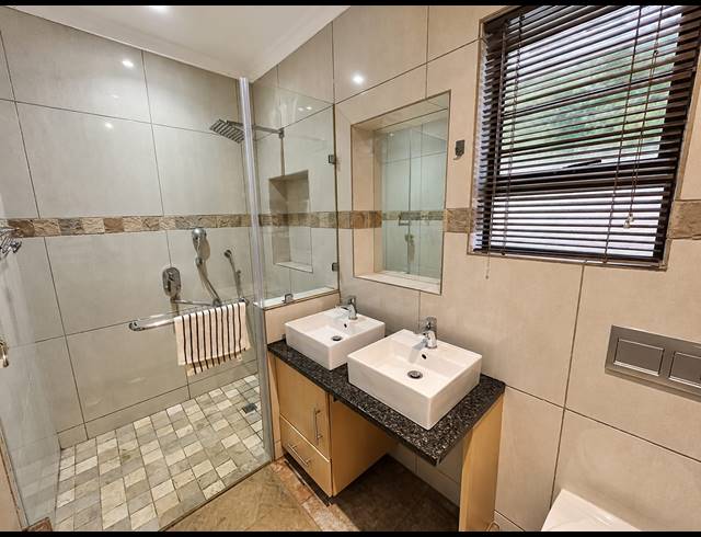 4 BEDROOM HOUSE FOR SALE IN MEYERTON EXT 6